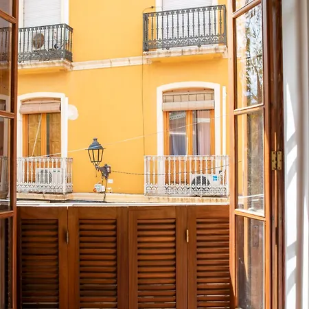 Cor En El Corazon De Denia, A Pasos Del Puerto Y La Playa By Family Homes
